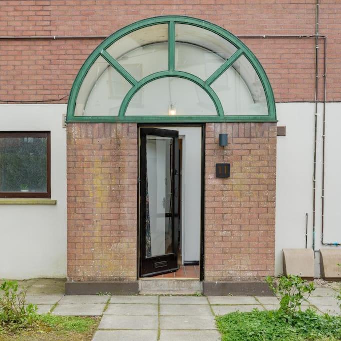 Templepatrick Family Home Beside The Rabbit Hotel Exterior foto